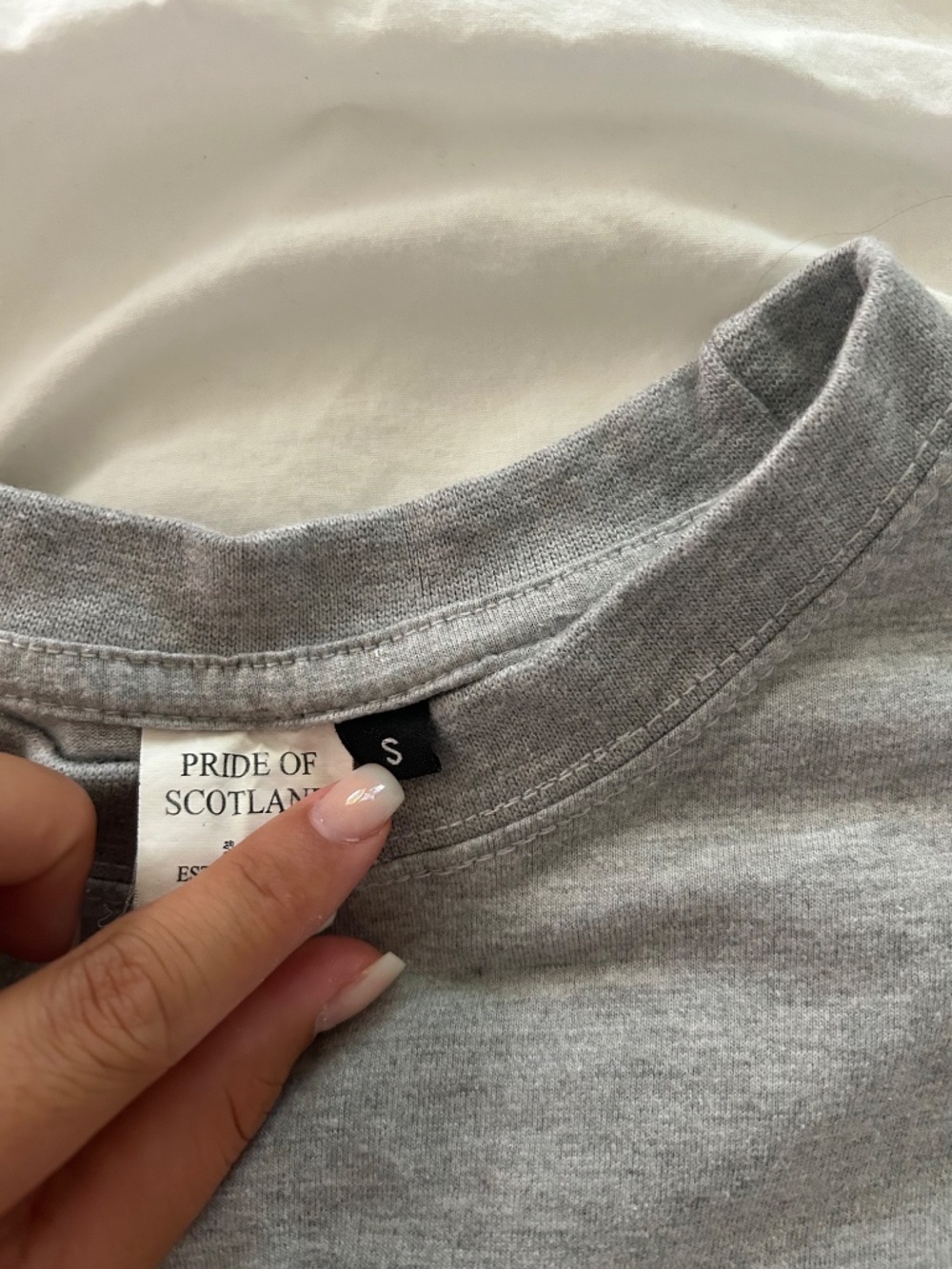 Embroidered T-Shirt - Picture 6 of 7